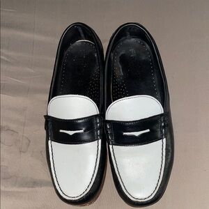 Men’s Froats size 10 black and white dress shoes